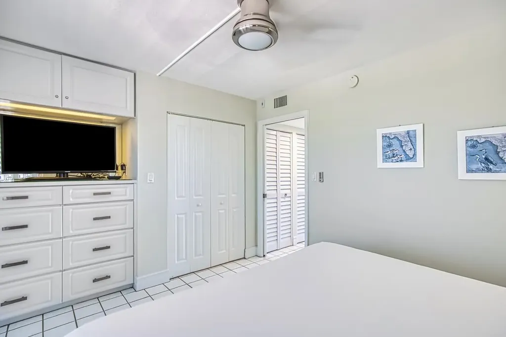 1501 Middle Gulf Drive Sanibel FL 33957