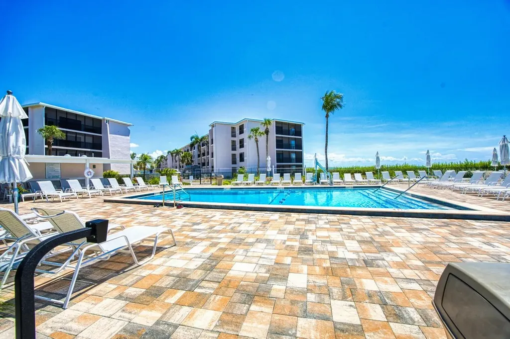 1501 Middle Gulf Drive Sanibel FL 33957
