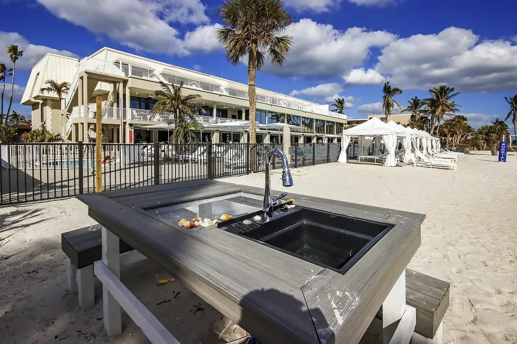 1501 Middle Gulf Drive Sanibel FL 33957