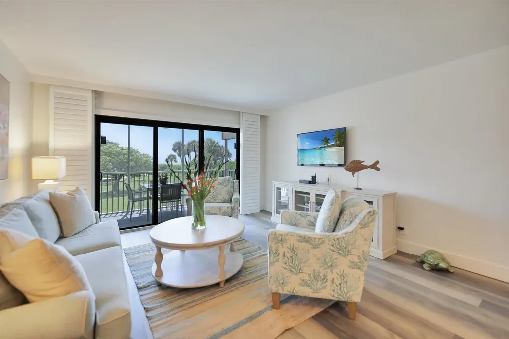 2113 Gulf Beach Villas Captiva FL 33924