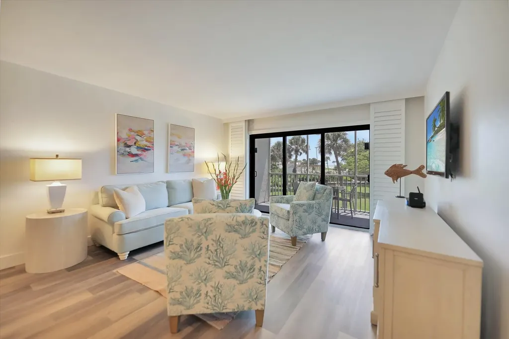 2113 Gulf Beach Villas Captiva FL 33924