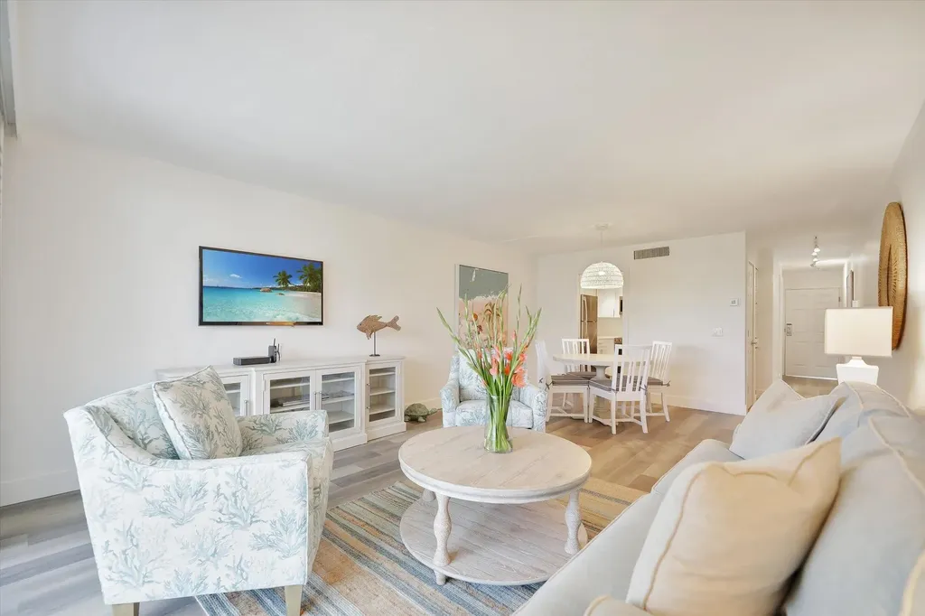 2113 Gulf Beach Villas Captiva FL 33924