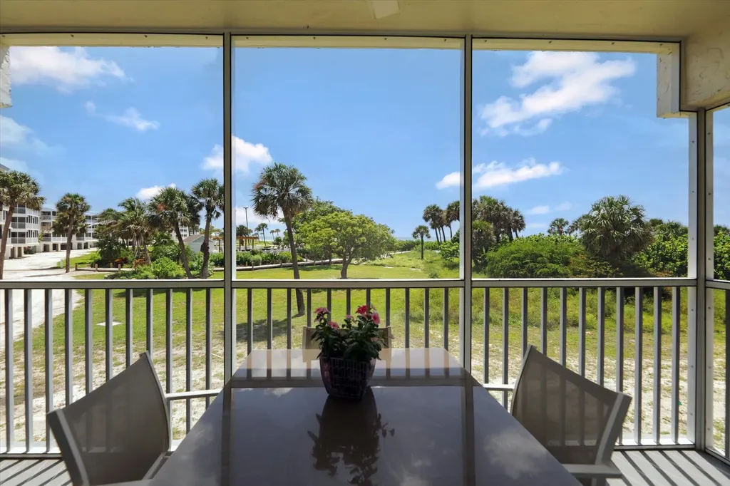 2113 Gulf Beach Villas Captiva FL 33924