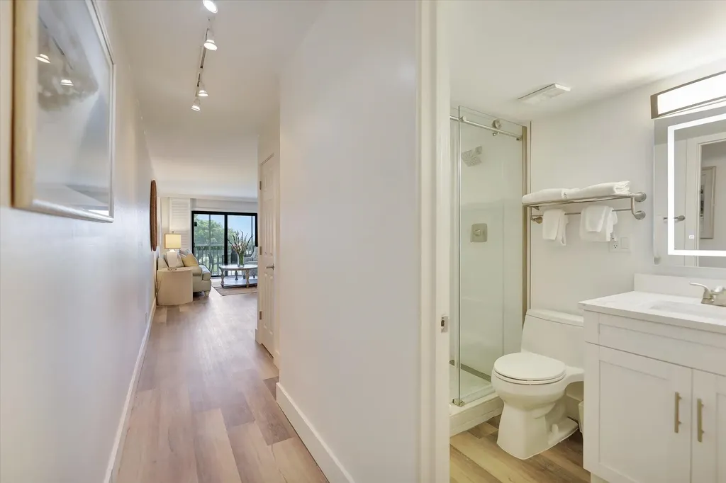 2113 Gulf Beach Villas Captiva FL 33924