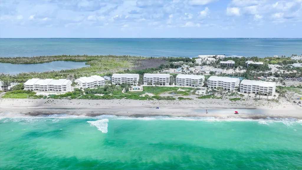 2113 Gulf Beach Villas Captiva FL 33924