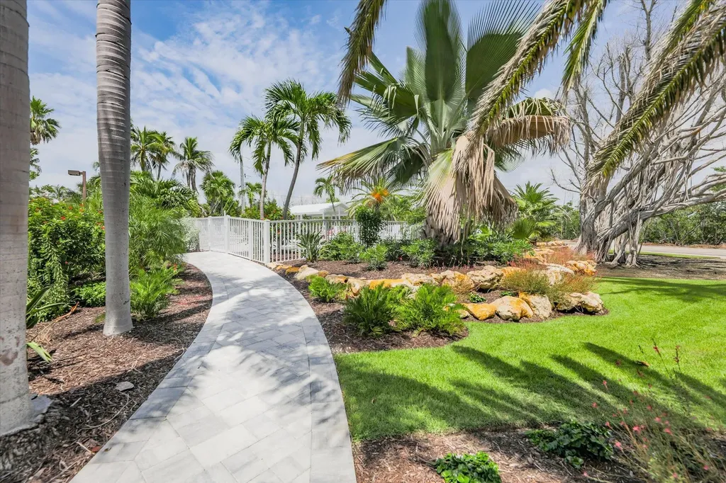 2113 Gulf Beach Villas Captiva FL 33924