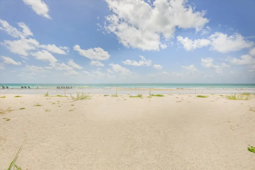 2113 Gulf Beach Villas Captiva FL 33924