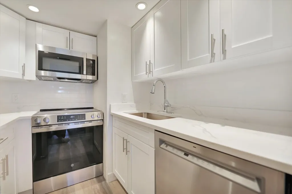 2113 Gulf Beach Villas Captiva FL 33924