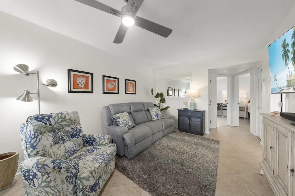 1250 Tennisplace Court Sanibel FL 33957