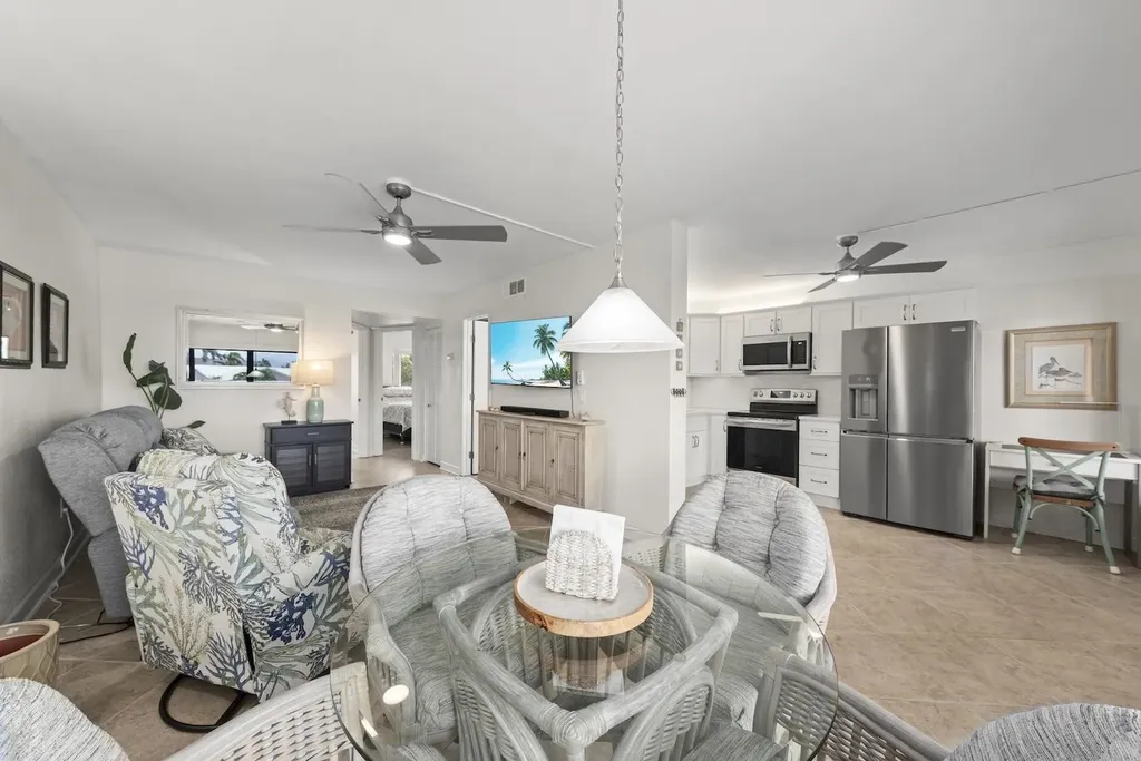 1250 Tennisplace Court Sanibel FL 33957