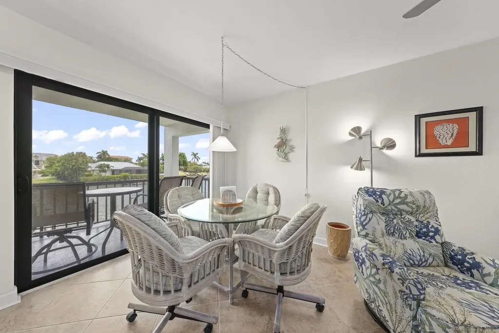 1250 Tennisplace Court Sanibel FL 33957