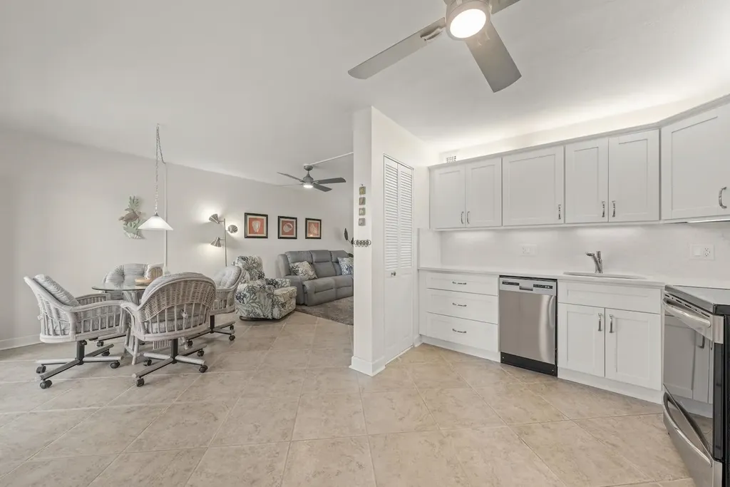 1250 Tennisplace Court Sanibel FL 33957