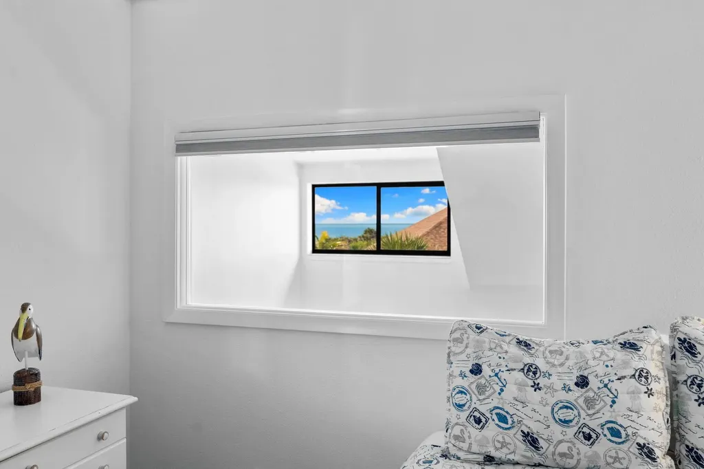 1811 Olde Middle Gulf Drive Sanibel FL 33957