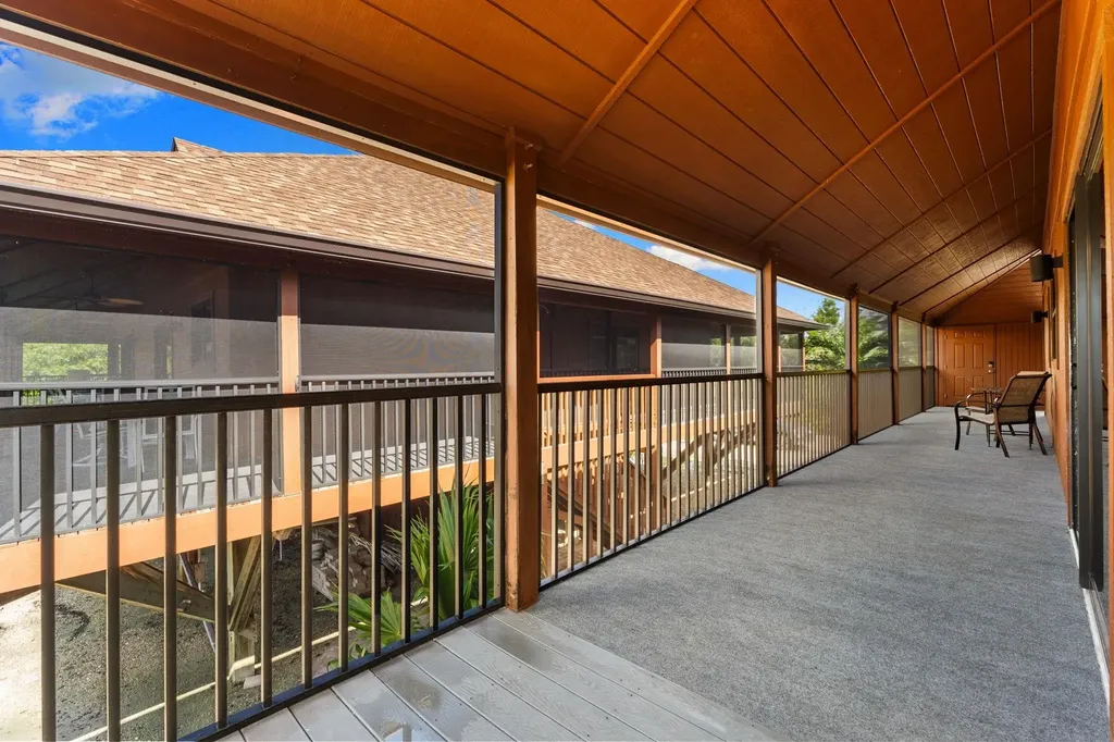 1811 Olde Middle Gulf Drive Sanibel FL 33957