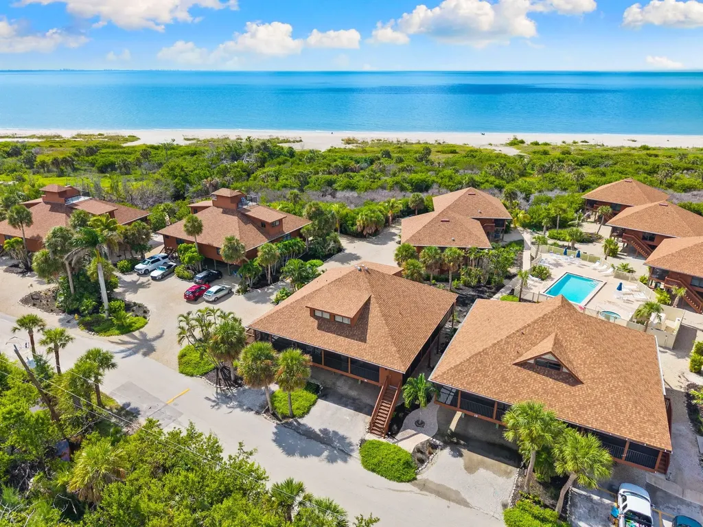 1811 Olde Middle Gulf Drive Sanibel FL 33957