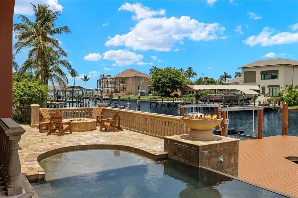 841 Cypress Lake Circle Fort Myers FL 33919