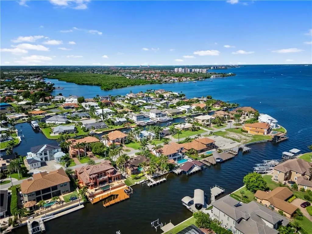 841 Cypress Lake Circle Fort Myers FL 33919