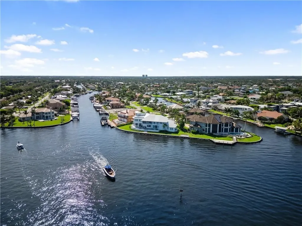 841 Cypress Lake Circle Fort Myers FL 33919