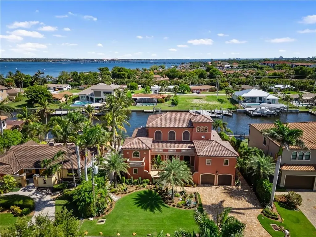 841 Cypress Lake Circle Fort Myers FL 33919