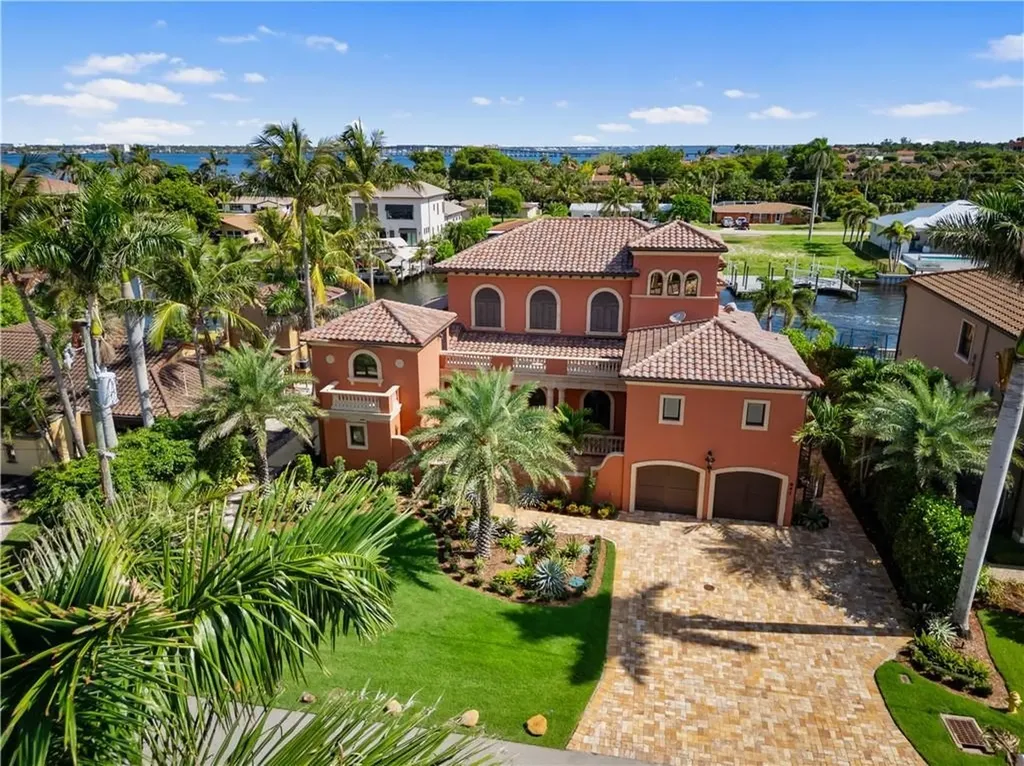 841 Cypress Lake Circle Fort Myers FL 33919