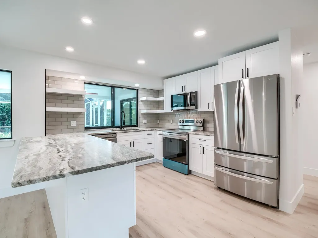 658 Donax Street Sanibel FL 33957