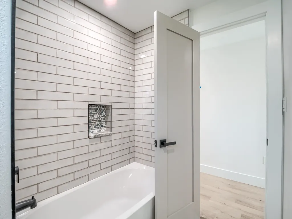 658 Donax Street Sanibel FL 33957