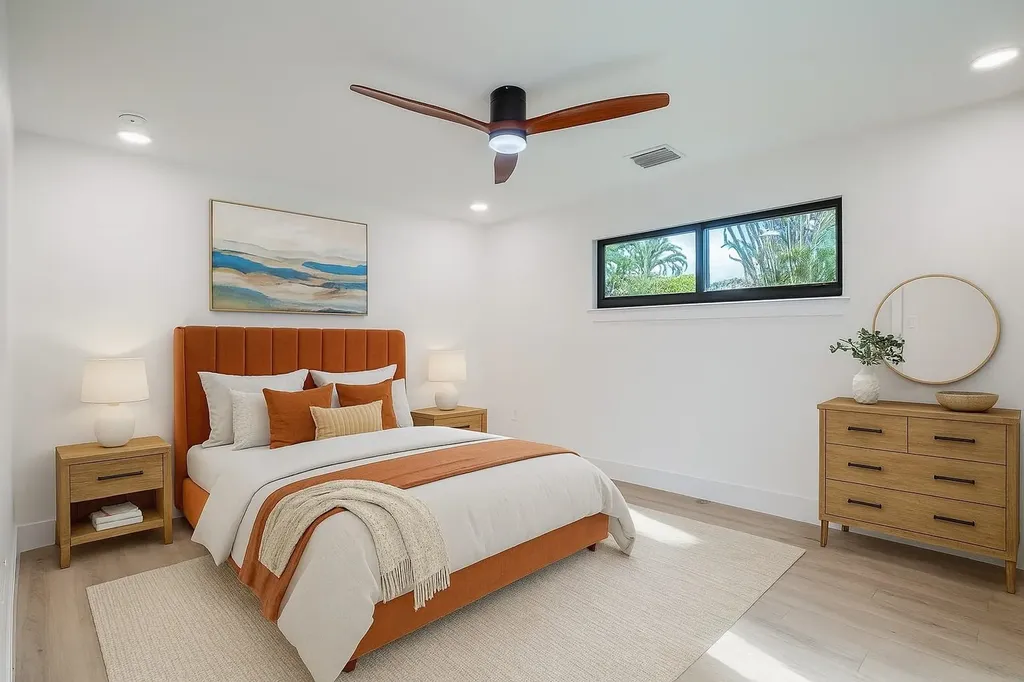 658 Donax Street Sanibel FL 33957