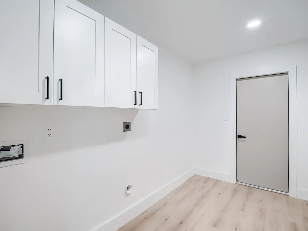 658 Donax Street Sanibel FL 33957