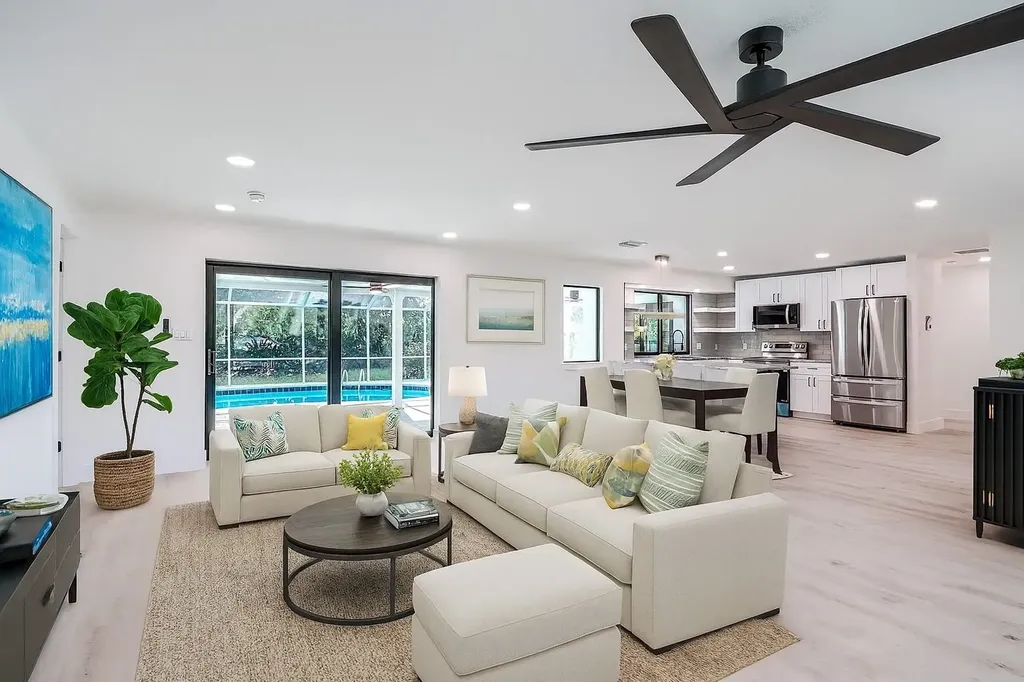 658 Donax Street Sanibel FL 33957