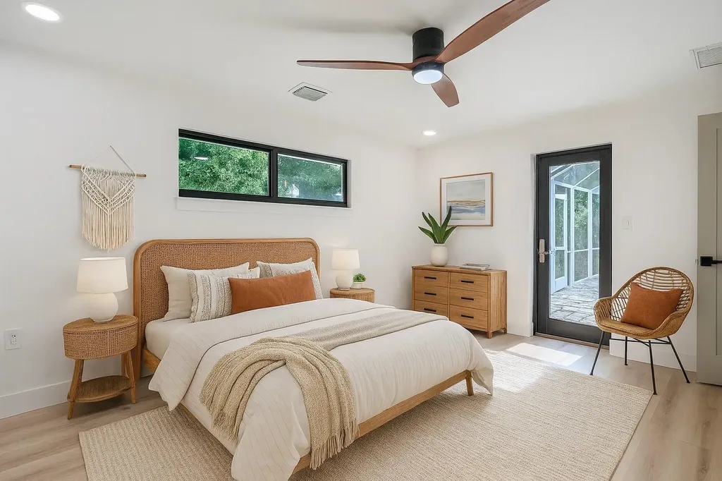 658 Donax Street Sanibel FL 33957