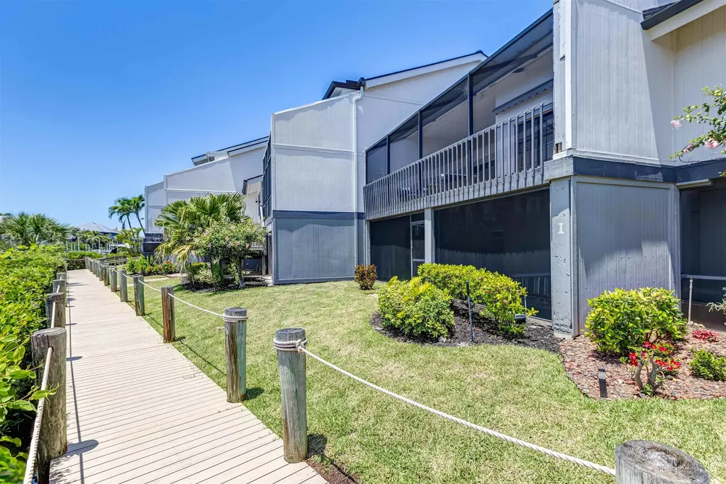 17060 Marina Cove Lane Fort Myers FL 33908