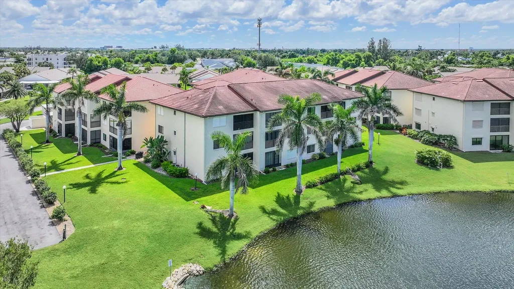 11460 Caravel Circle Fort Myers FL 33908