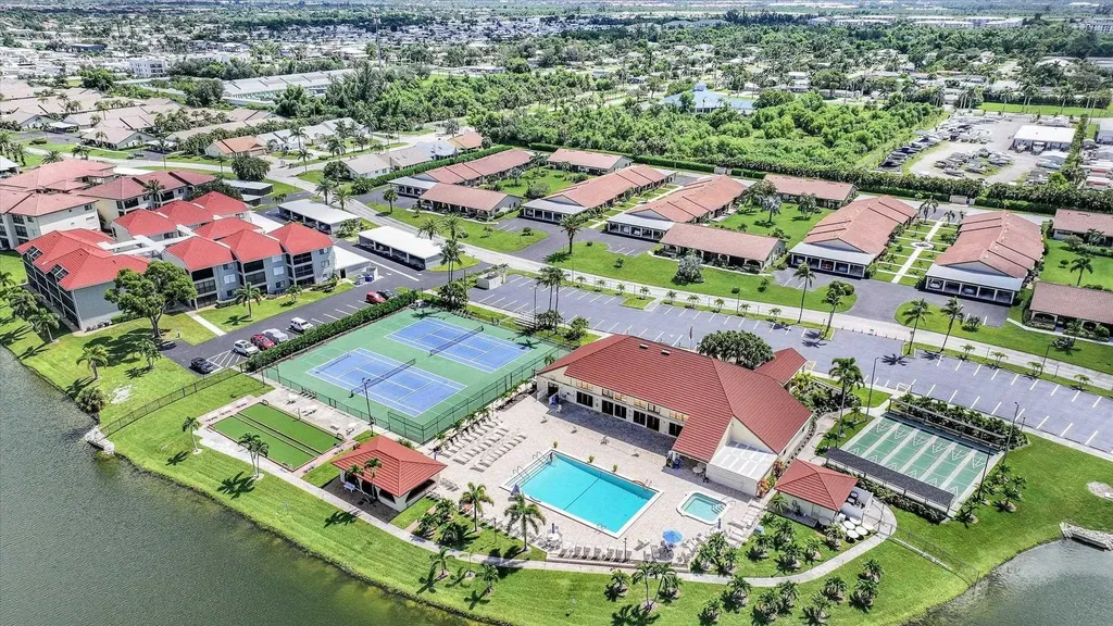 11460 Caravel Circle Fort Myers FL 33908