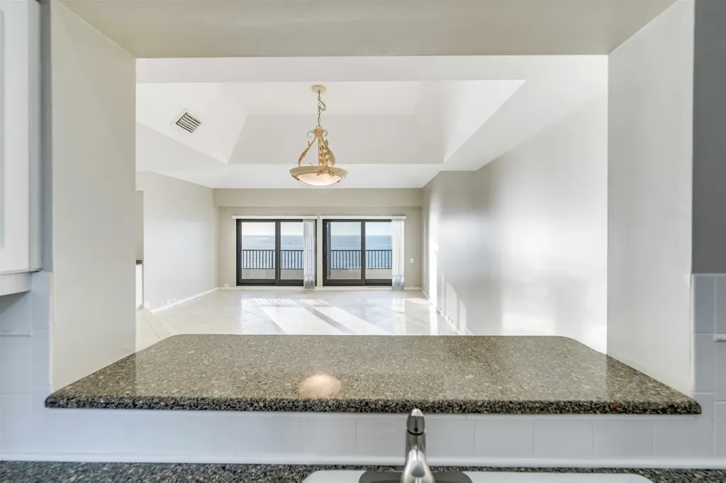 645 La Peninsula Boulevard Naples FL 34113