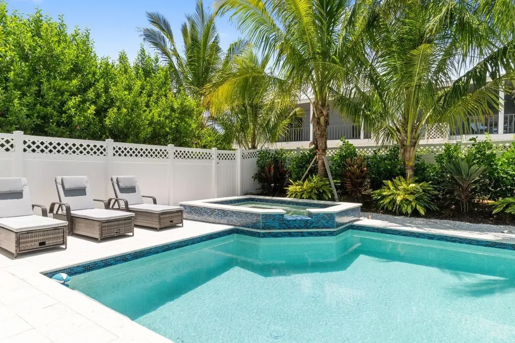 17030 Captiva Drive Captiva FL 33924