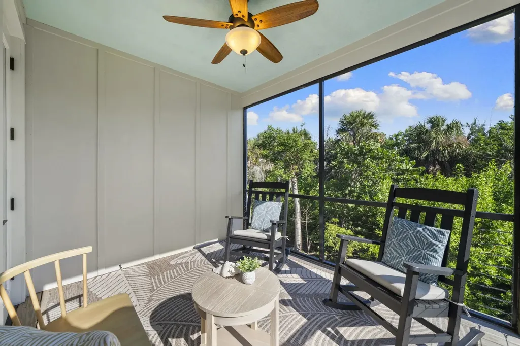 2441 Shop Road Sanibel FL 33957