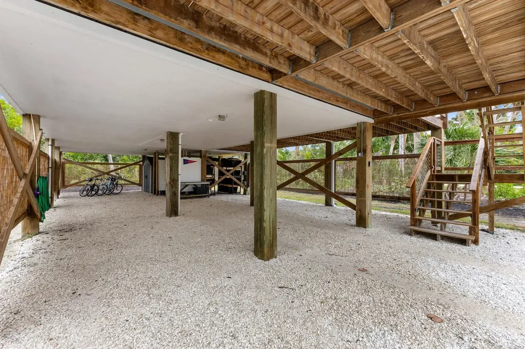 2441 Shop Road Sanibel FL 33957