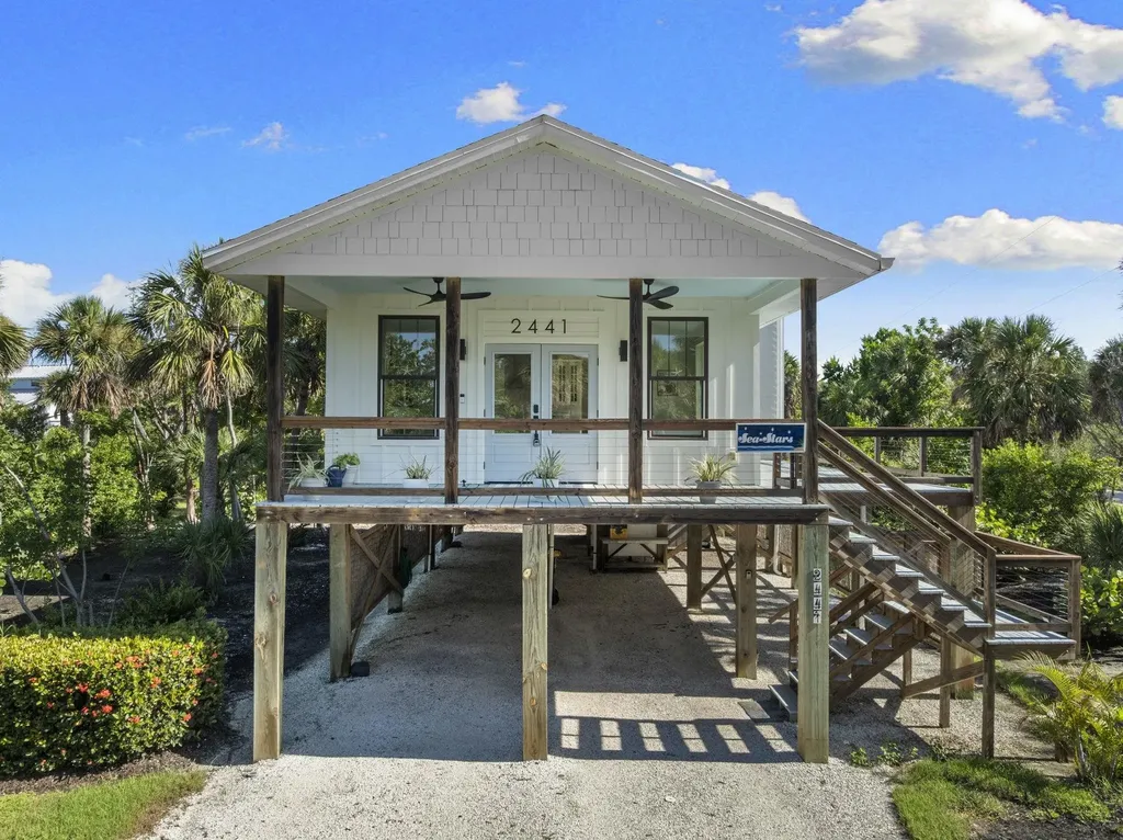 2441 Shop Road Sanibel FL 33957