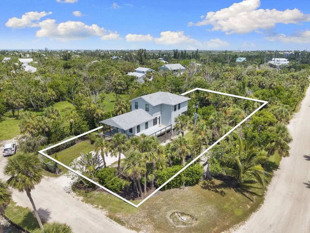 2441 Shop Road Sanibel FL 33957