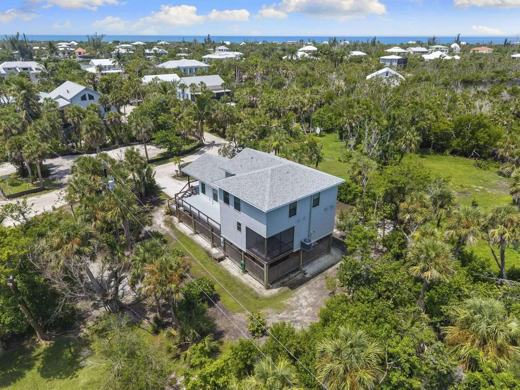 2441 Shop Road Sanibel FL 33957