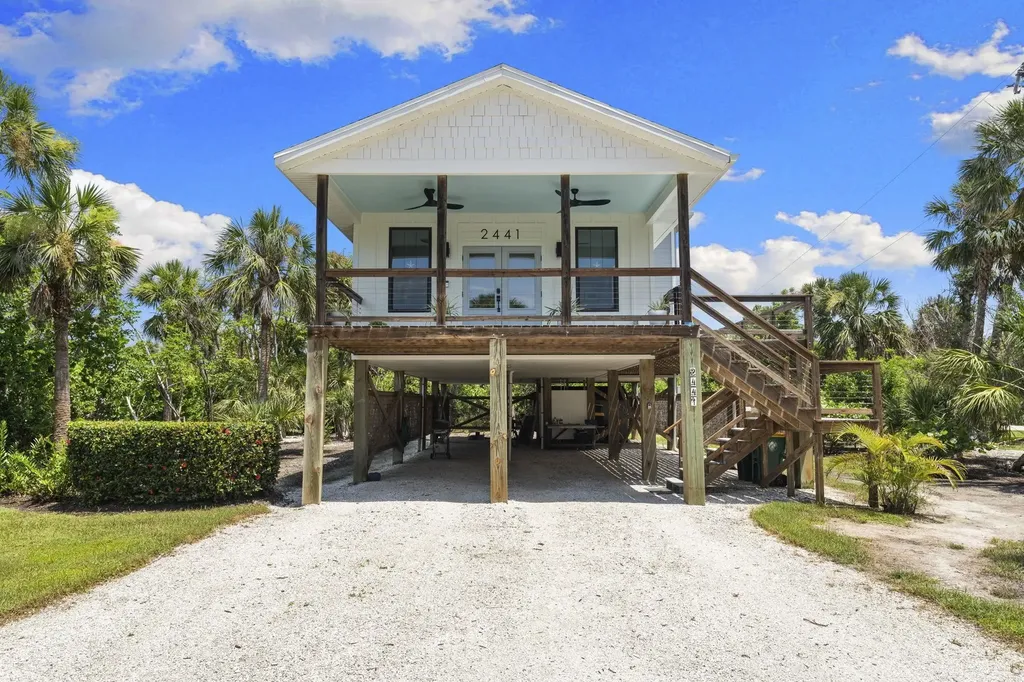 2441 Shop Road Sanibel FL 33957