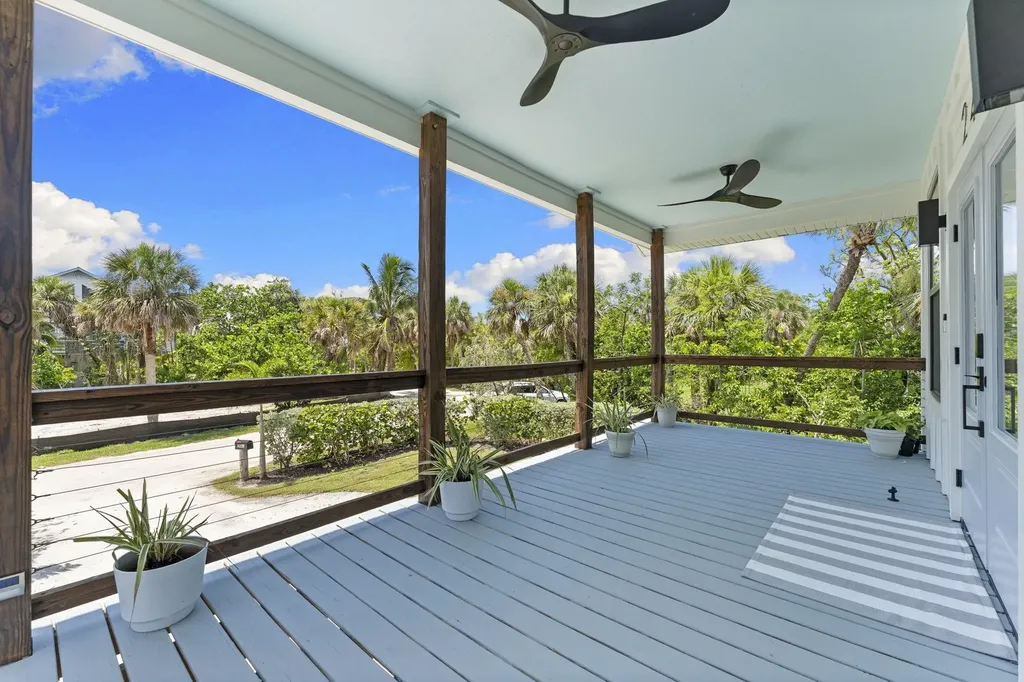 2441 Shop Road Sanibel FL 33957