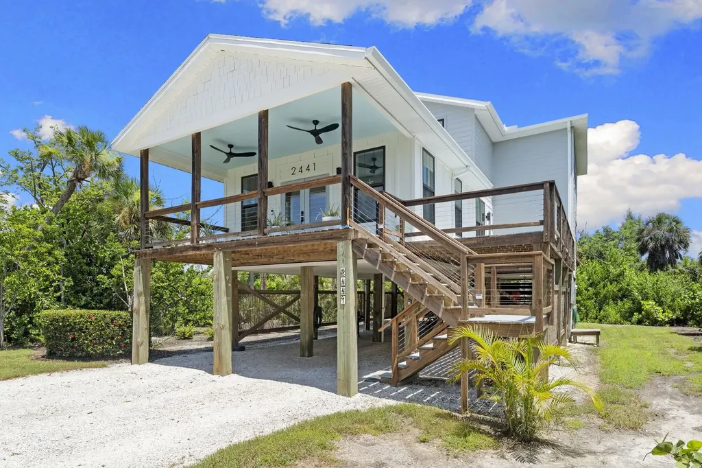 2441 Shop Road Sanibel FL 33957