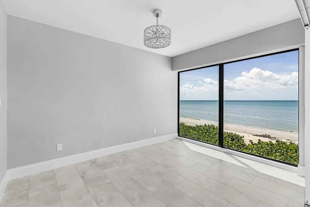 2721 W Gulf Drive Sanibel FL 33957