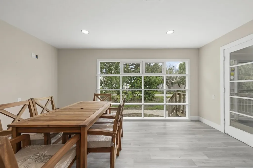 1142 Shell Basket Lane Sanibel FL 33957