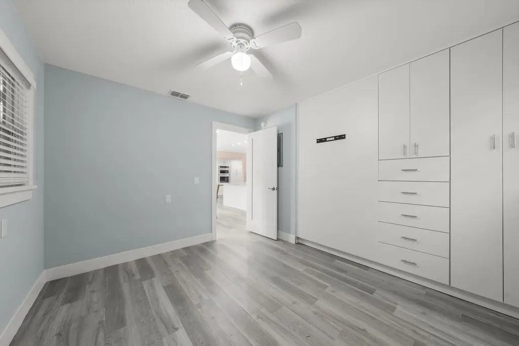 1142 Shell Basket Lane Sanibel FL 33957