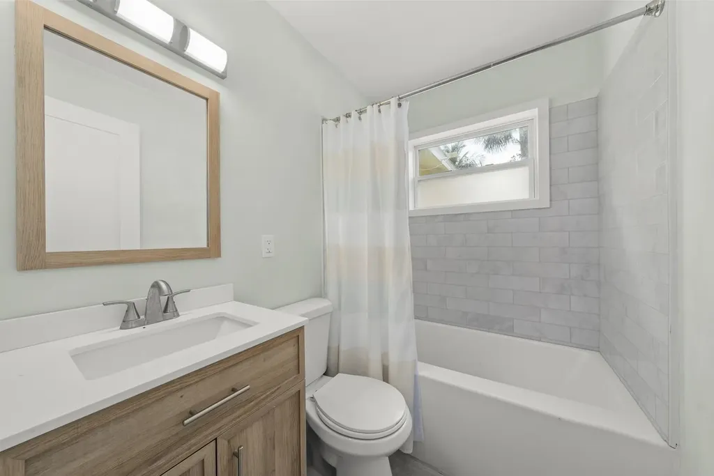 1142 Shell Basket Lane Sanibel FL 33957