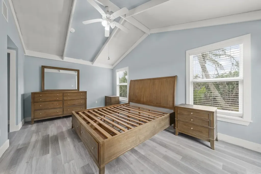 1142 Shell Basket Lane Sanibel FL 33957