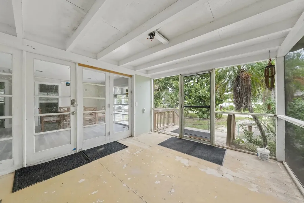 1142 Shell Basket Lane Sanibel FL 33957