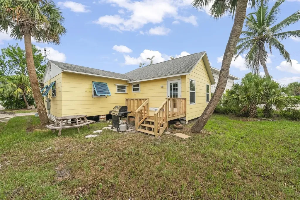1142 Shell Basket Lane Sanibel FL 33957